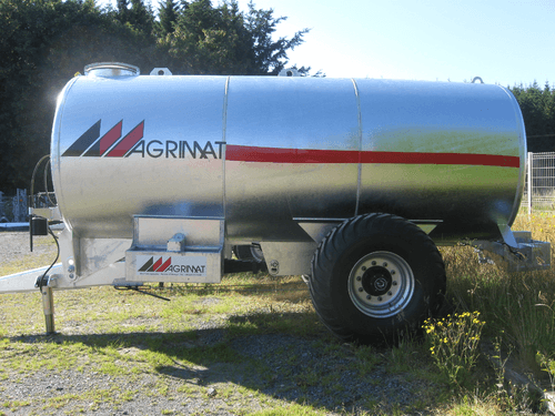 Matériel d'élevage - Abreuvoirs/bacs/tonne à eau - Tonne à eau monocoque