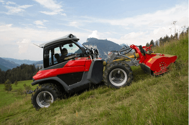 Entretien - Porte Outils - Tracteur de pente porte outils TERRATRAC TT 