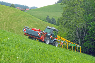 Entretien - Porte Outils - Tracteur de pente porte outils TERRATRAC TT 