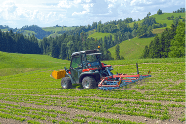 Entretien - Porte Outils - Tracteur de pente porte outils TERRATRAC TT 