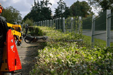 Transport - Porte outils, porte engins - Porte-outils sur chenilles ERKULE